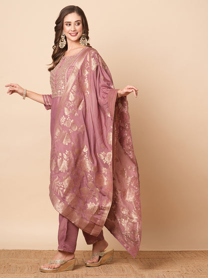 Solid Zari Embroidered Kurta with Pantts & Zari Jaccquard Dupattta - Pink