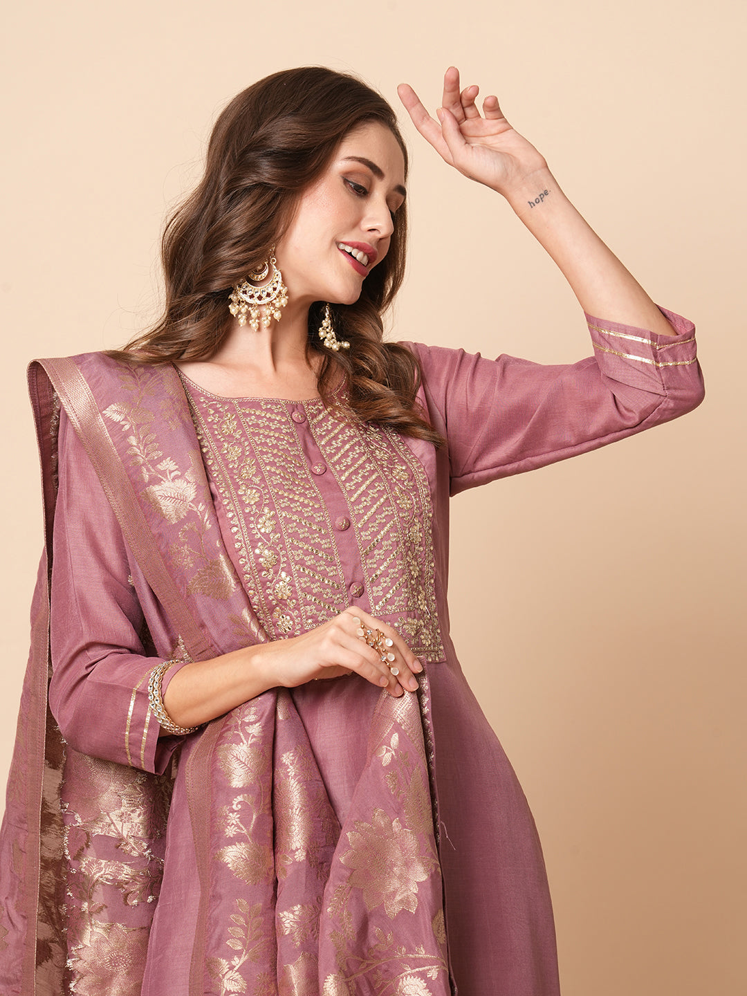 Solid Zari Embroidered Kurta with Pantts & Zari Jaccquard Dupattta - Pink