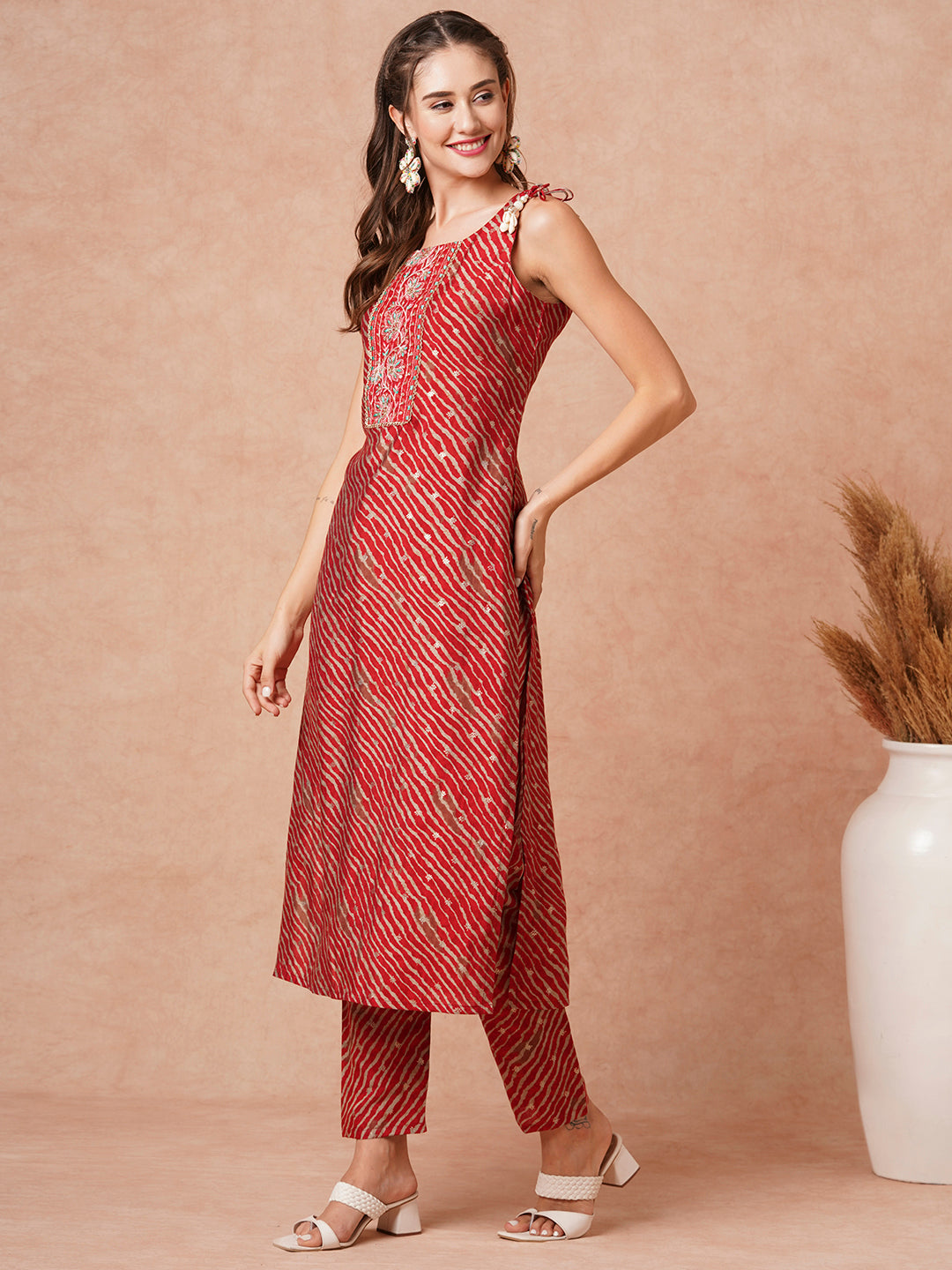 Lehriya Printed Resham & Sequins Embroidered Kurta with Pants - Red