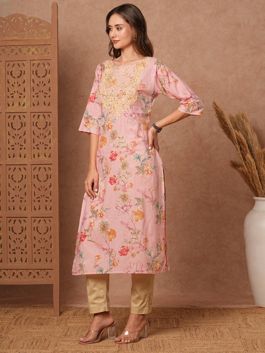 Floral Printed Resham & Sequins Embroidered Kurta - Pink