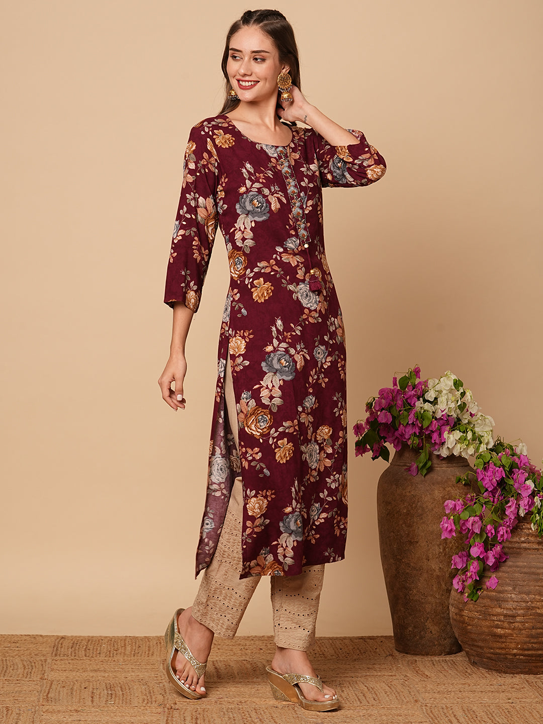 Floral Printed Cutdana & Resham Embroidered Kurta - Pink