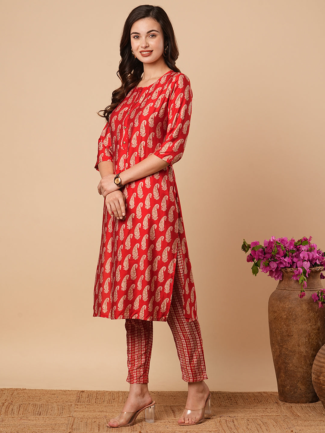 Ethnic Paisley Foil Printed Straight Fit Kurta with Pant - Red