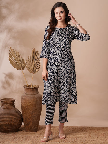 Geometric Printed Straight Fit Kurta with Pant - Black