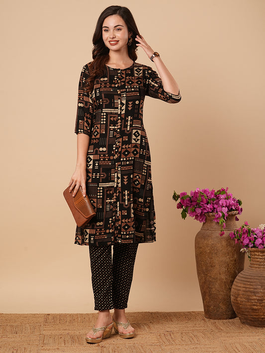 Geometric Printed Straight Fit Kurta with Pant - Black