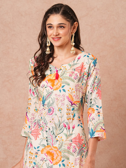 Abstract Floral Printed Straight Fit Kurta - Cream