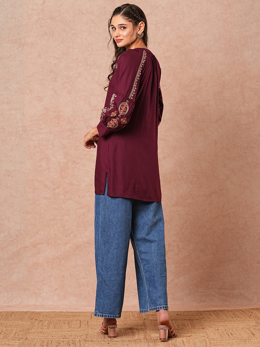 Floral Embroidered Solid Straight Fit Kurti - Burgundy