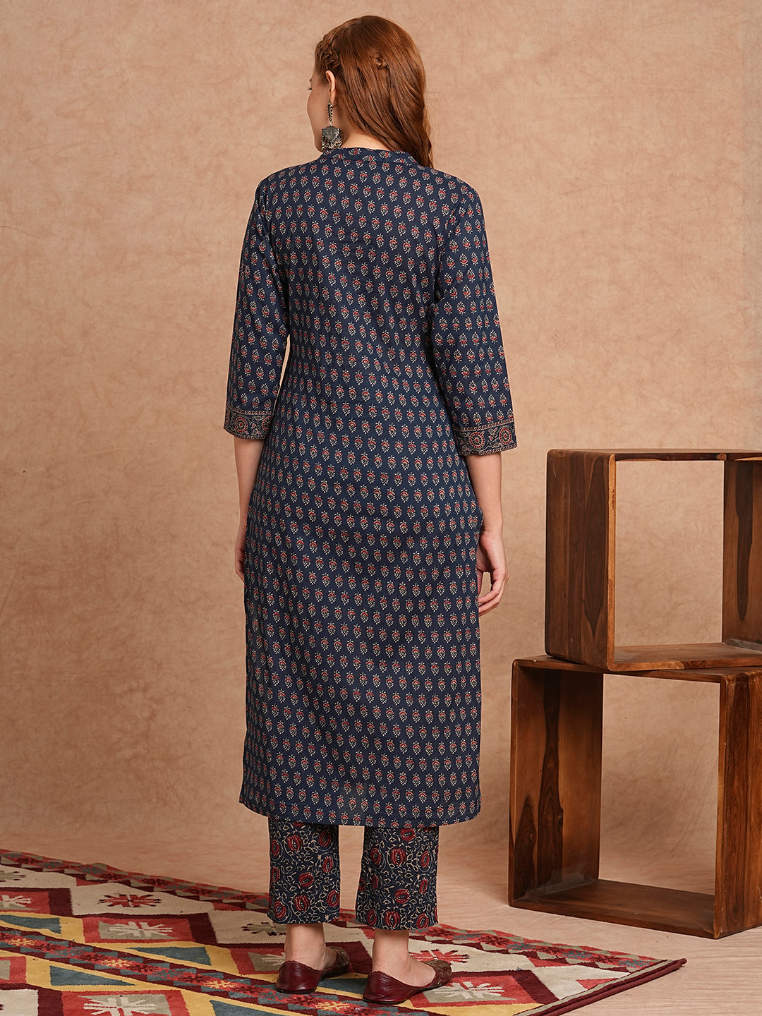 Ethnic Printed Straight Fit Kurta with Pant - Blue