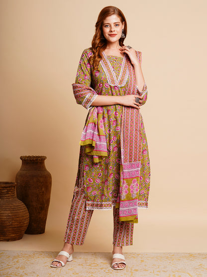 Floral Printed & Embroidered Straight Fit Kurta with Pant and Dupatta - Green