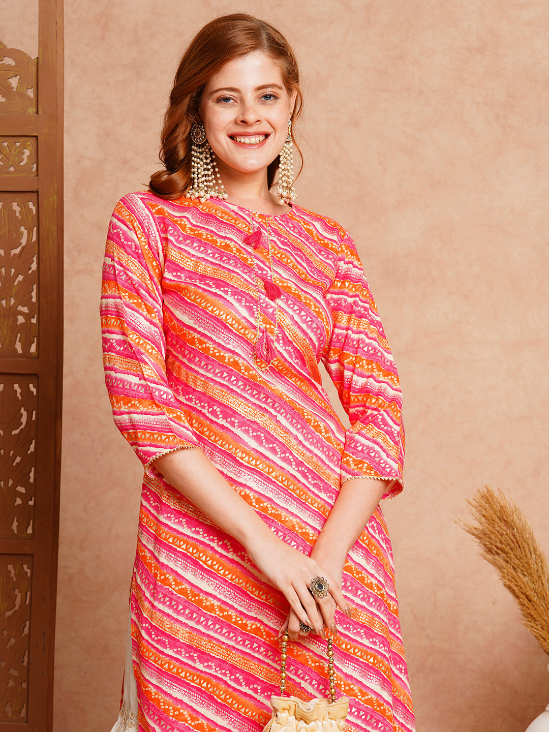 Ethnic Stripes Printed Straight Fit Kurta - Pink