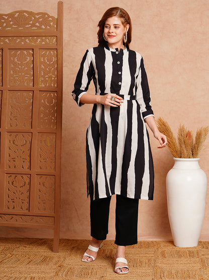 Solid Black & White Striped Straight Kurta with Pant - Black