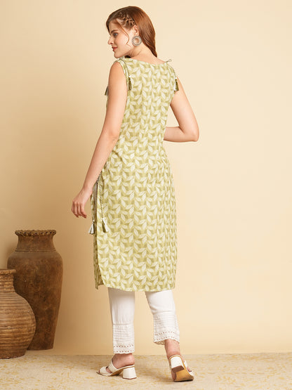 Ethnic Leaf Printed & Mirror Embroidered Straight Fit Kurta - Green