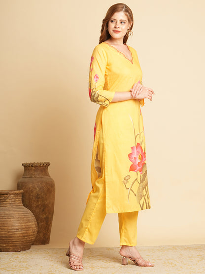 Floral Printed Straight Fit Kurta with Pant - Yellow