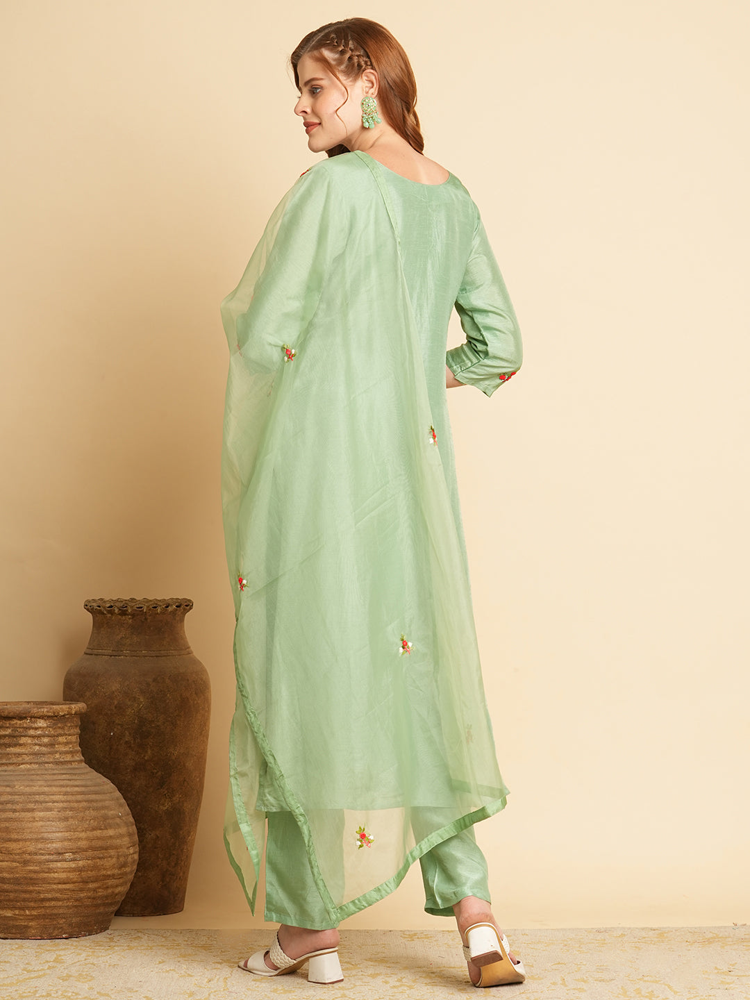 Floral Hand Embroidered Straight Fit Kurta with Pant and Dupatta - Green