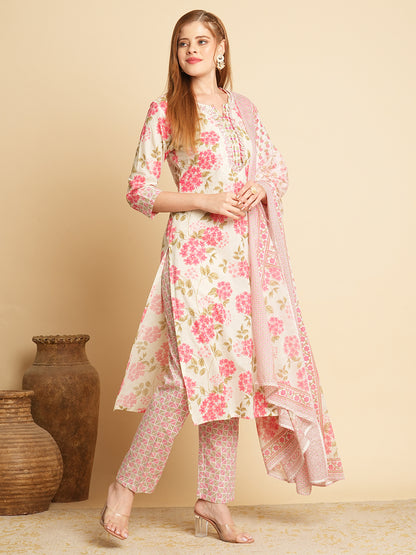 Floral Printed Straight Fit Kurta with Pant & Dupatta - Pink