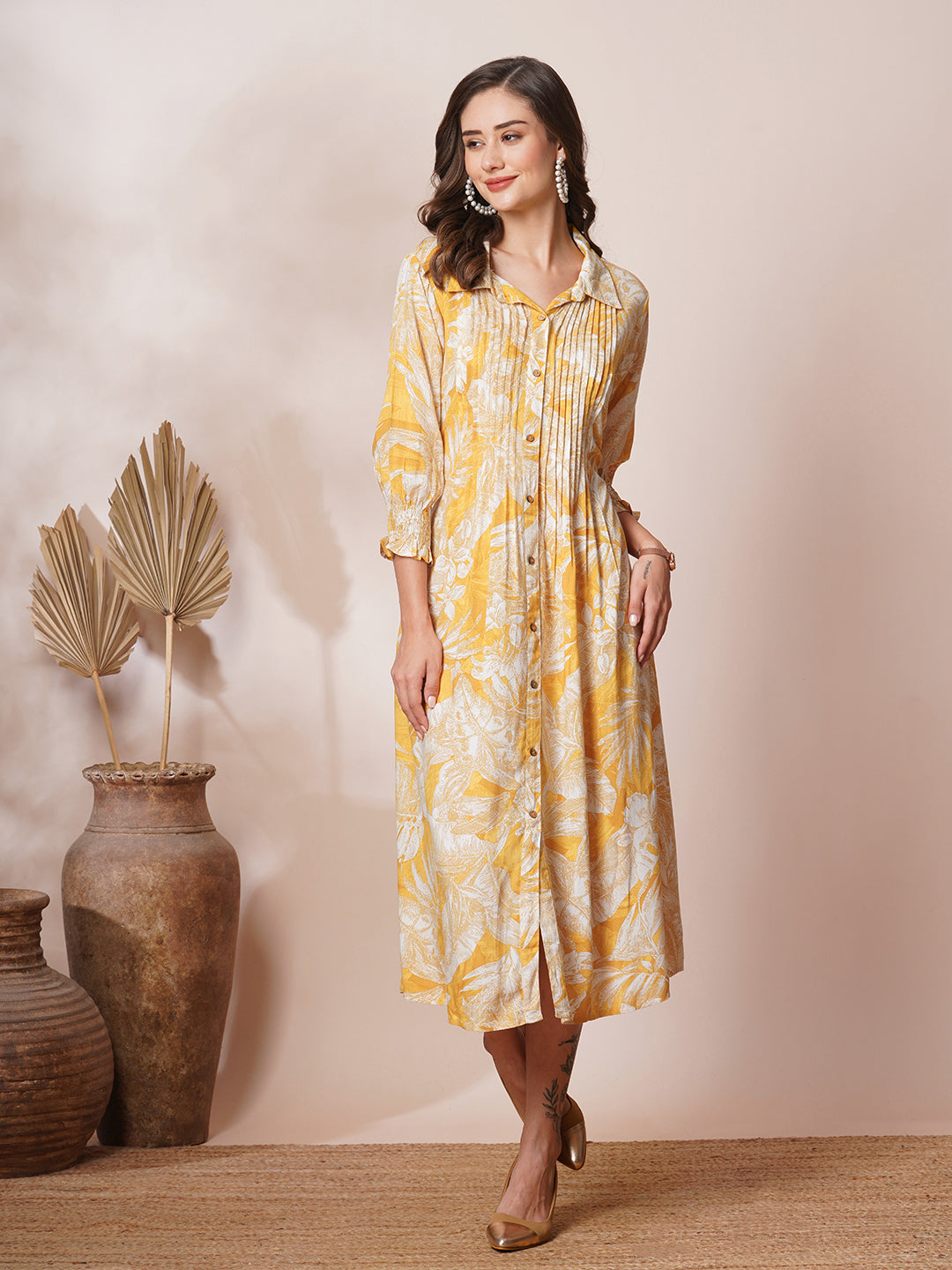 Abstract Floral Printed A-Line Pleated Maxi Dress - Yellow