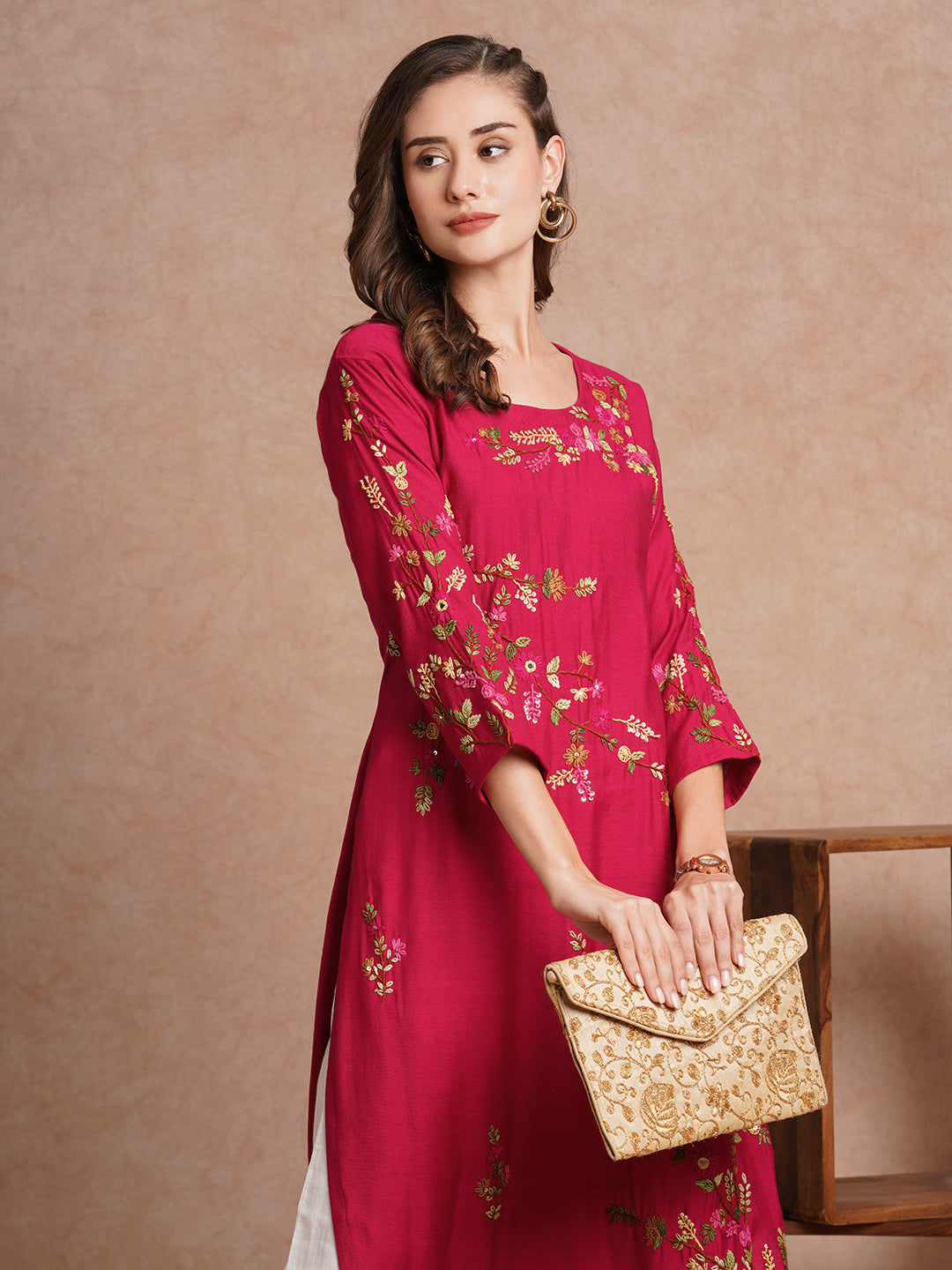 Floral Hand Embroidered Straight Fit Kurta - Pink
