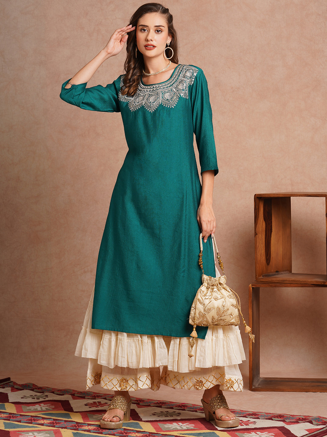 Ethnic Zari & Sequin Embroidered Straight Fit Kurta - Sea Green