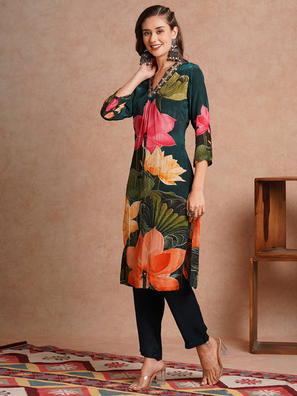 Abstract Floral Printed & Embroidered Straight Fit Kurta with Pant - Green