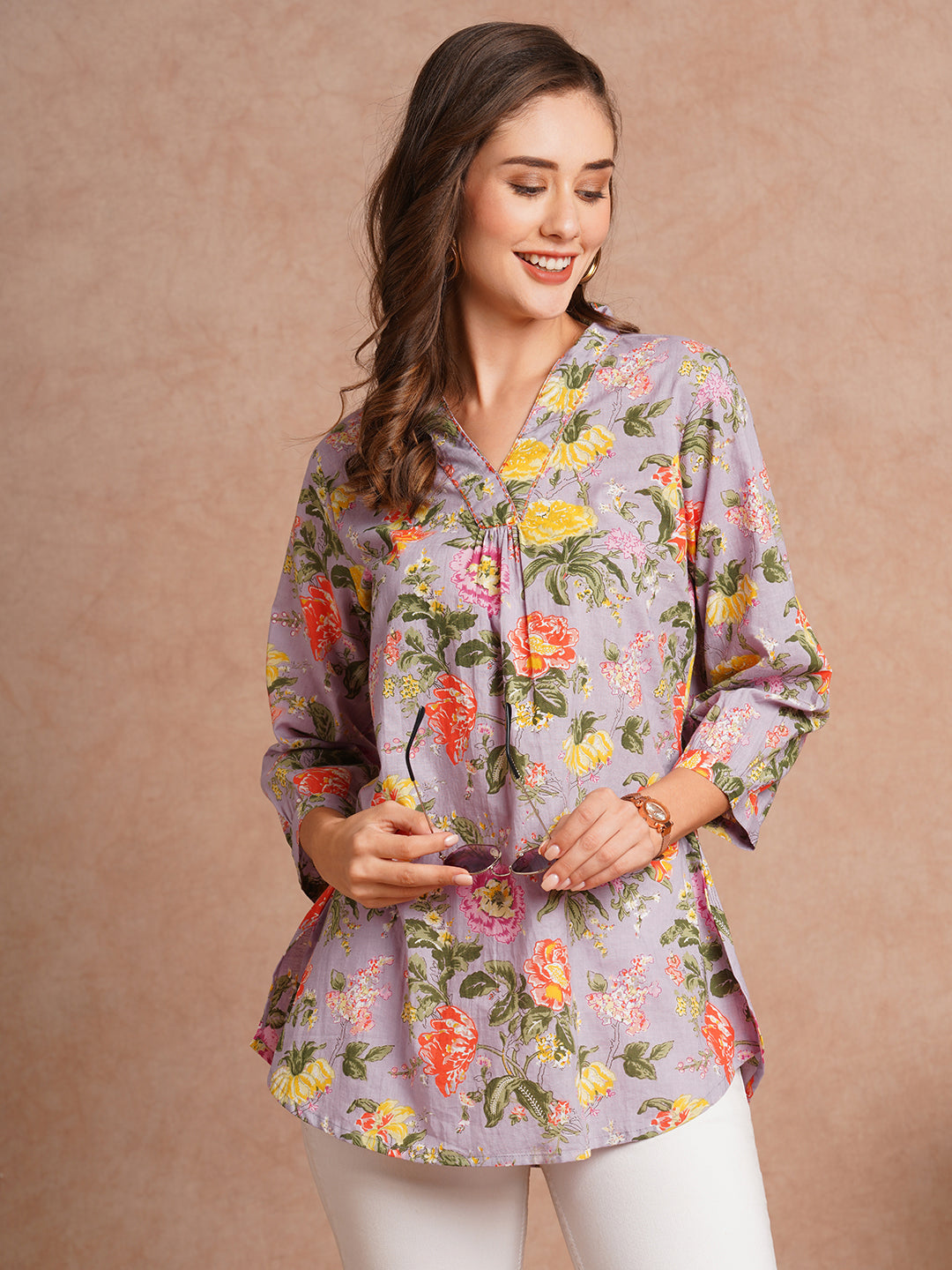 Abstract Floral Printed Straight Fit Kurti - Lavender