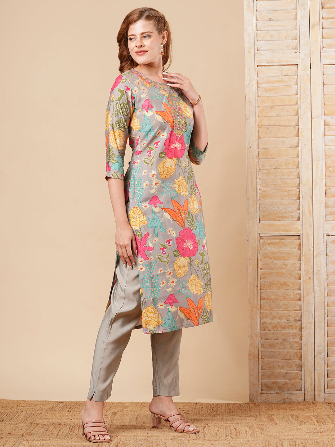 Floral Printed & Embroidered Straight Fit Kurta with Pant - Grey