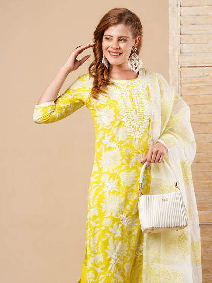 Floral Printed Embroidered Straight Fit Kurta with Pant and Khari Printed Dupatta - Lime Green