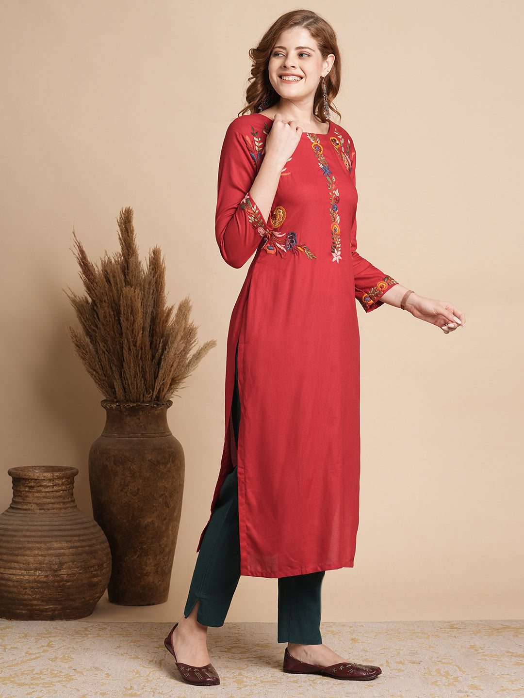 Solid Floral Hand Painted & Embroidered Straight Fit Kurta - Red