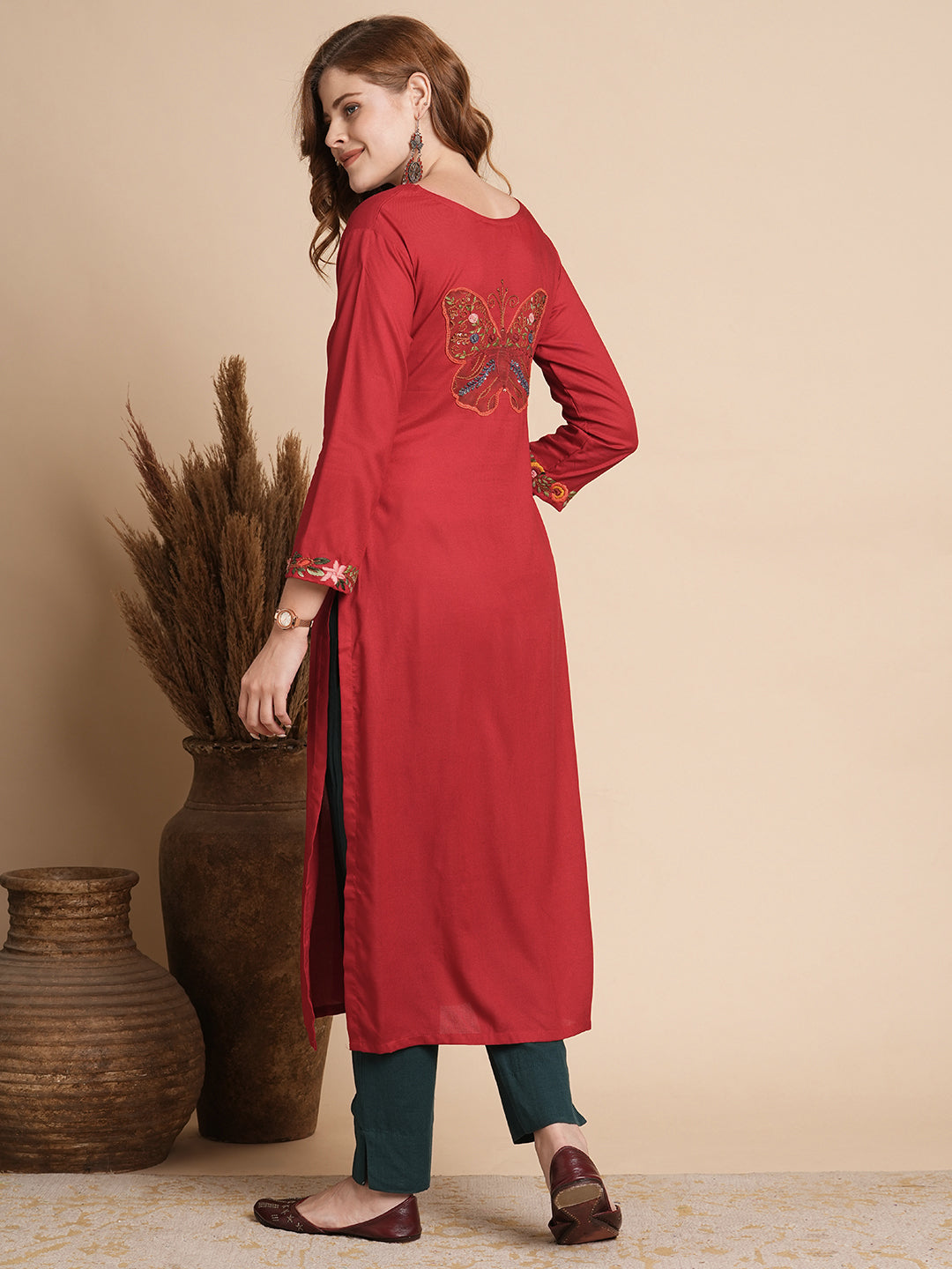 Solid Floral Hand Painted & Embroidered Straight Fit Kurta - Red