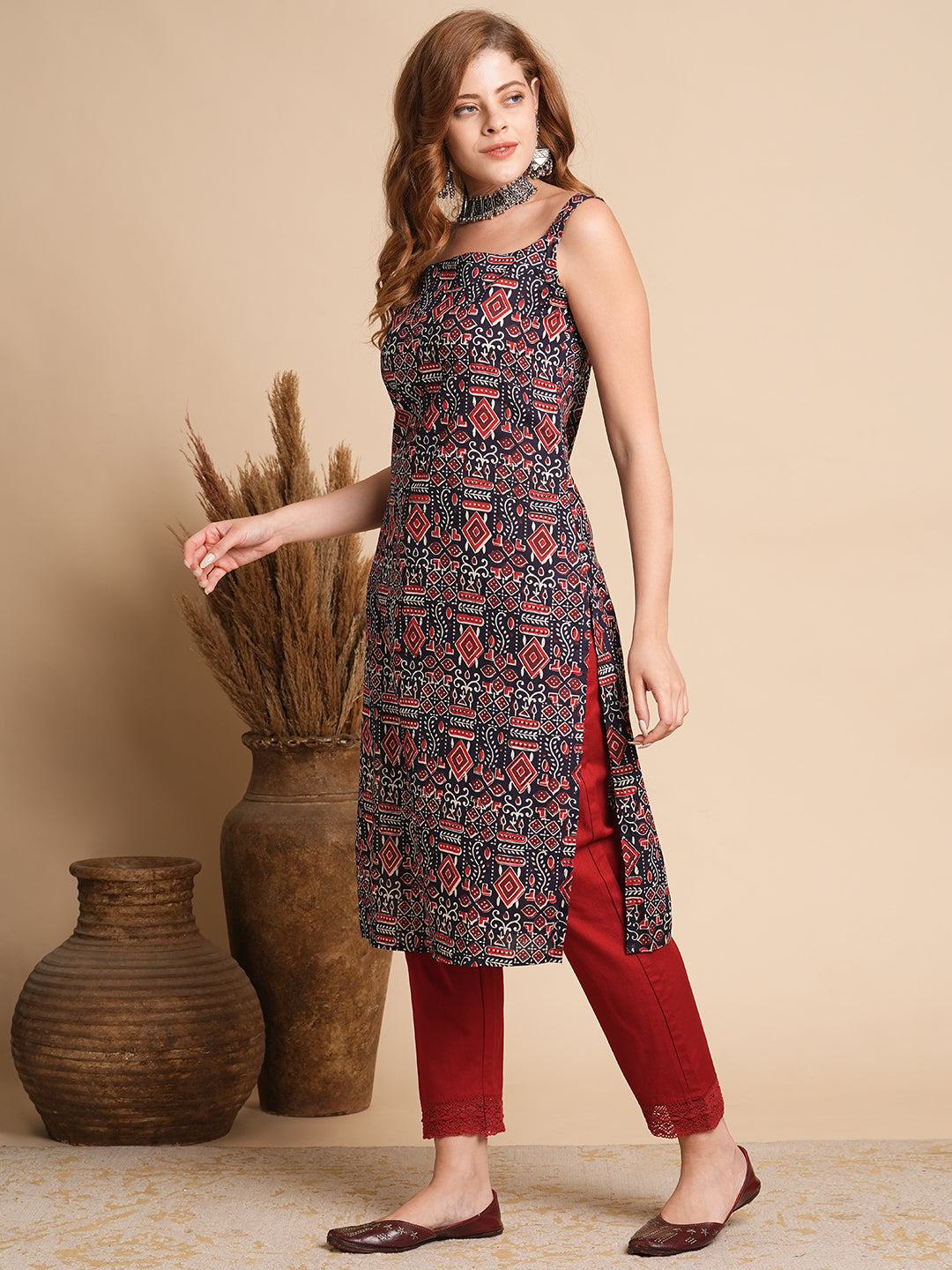 Ethnic Geometric Printed Straight Fit Kurta - Black