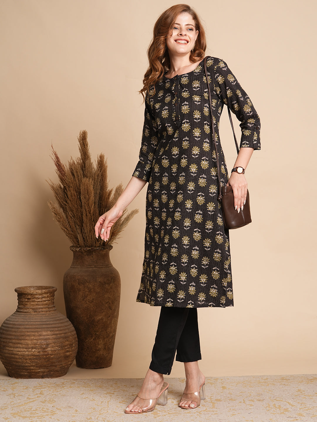 Ethnic Floral Printed Straight Fit Kurta - Black