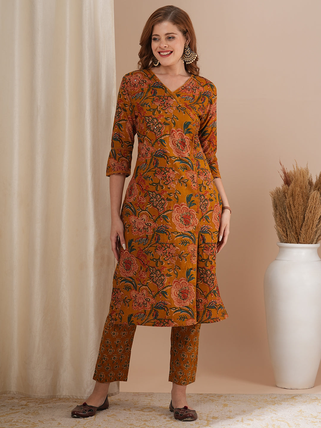 Ethnic Floral Printed Straight Fit Kurta with Pant - Mustard