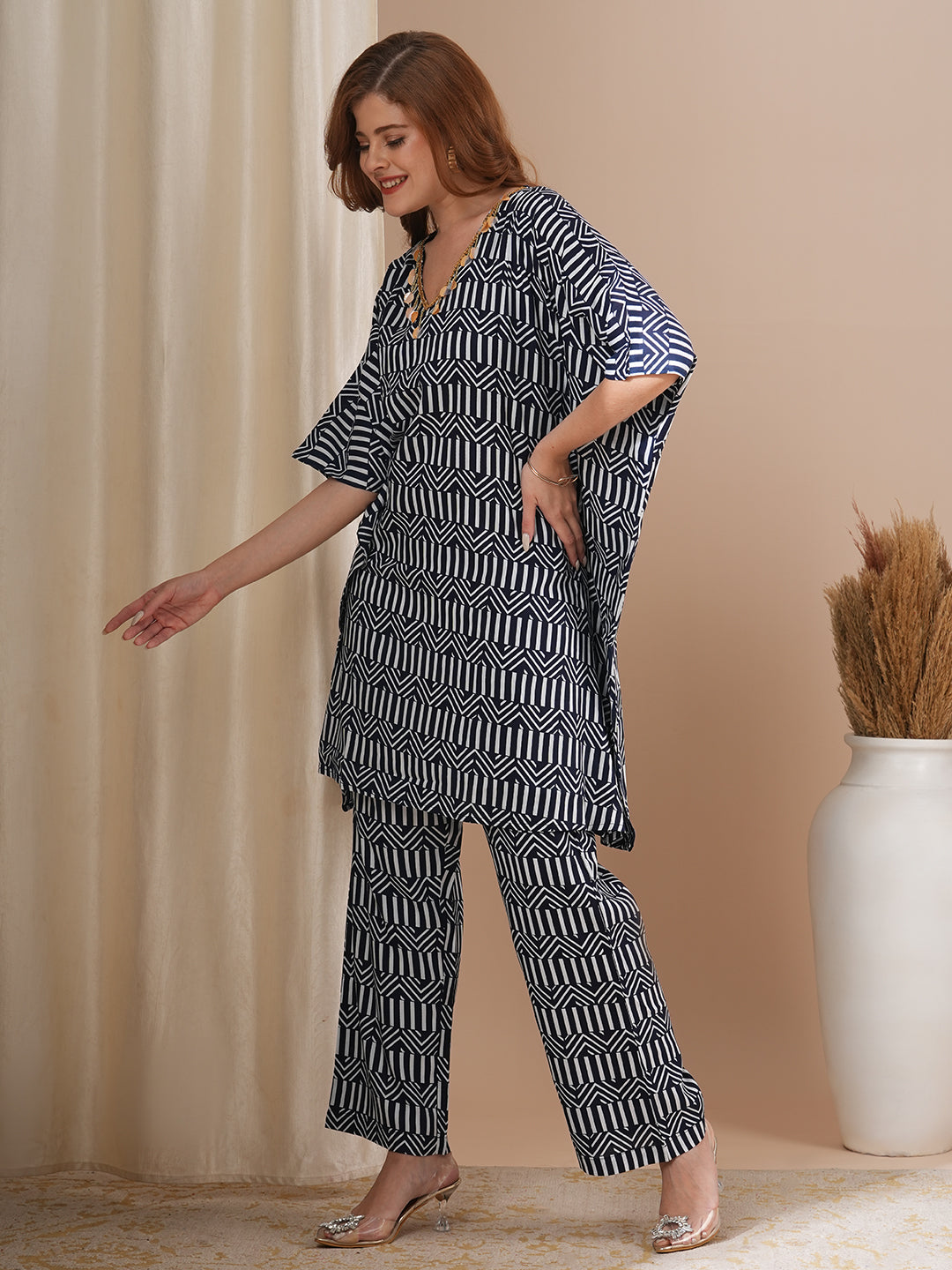 Abstract Geometric Printed and Sequenced Kaftan Co-ord Set - Navy Blue