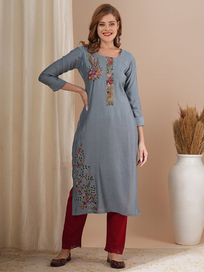 Solid Floral Hand Embroidered Straight Fit Kurta - Blue