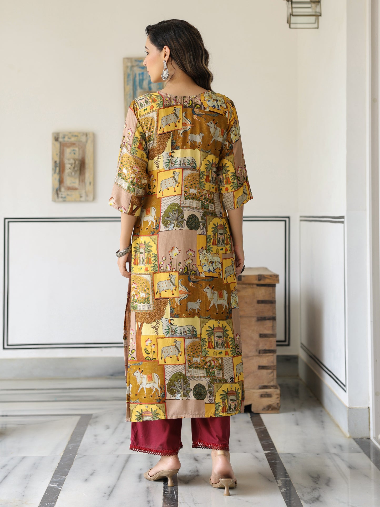 Ethnic Pichwai Printed & Kantha Sequin Embroidered Straight Kurta - Mutli