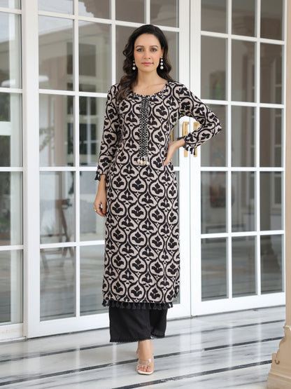 Ethnic Printed Mirror Embroidered Sea-Shell Tassels Embellished Kurta - Black