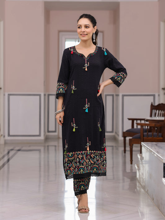 Solid Resham Embroidered Tasseled Kurta with Pants - Black