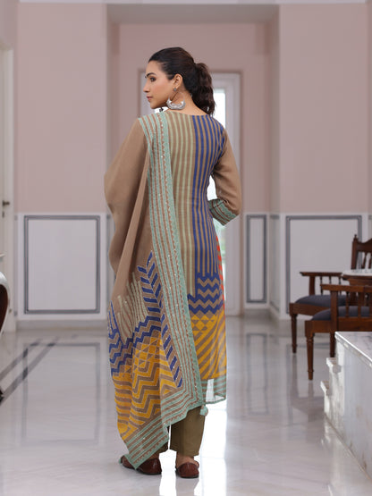 Geometric Printed Straight Fit Kurta with Pant & Dupatta - Mustard Green