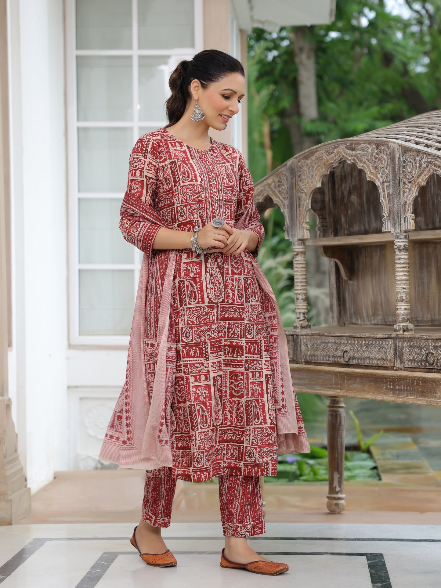 Ethnic Printed Straight Fit Kurta with Pant & Dupatta - Maroon