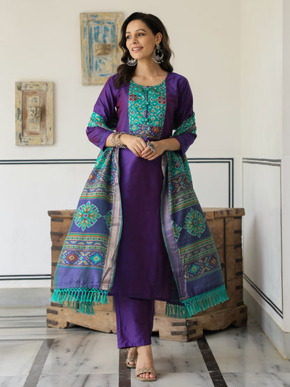 Dual Tone Straight Printed Kurta with Pant & Patola Printed Dupatta - Purple