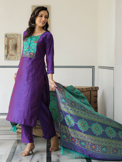 Dual Tone Straight Printed Kurta with Pant & Patola Printed Dupatta - Purple