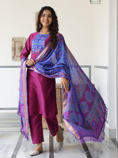 Dual Tone Straight Printed Kurta with Pant & Patola Printed Dupatta - Purple