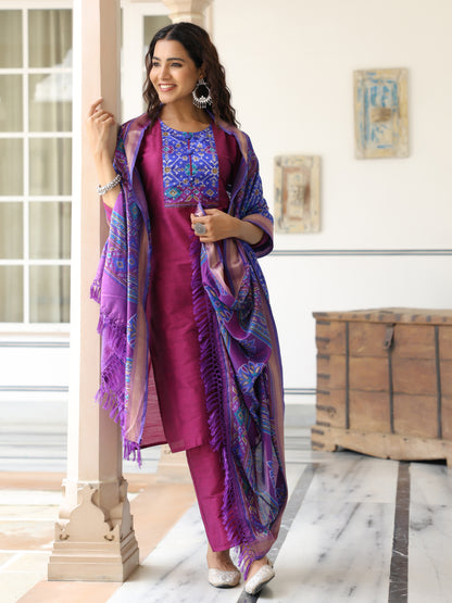 Dual Tone Straight Printed Kurta with Pant & Patola Printed Dupatta - Purple