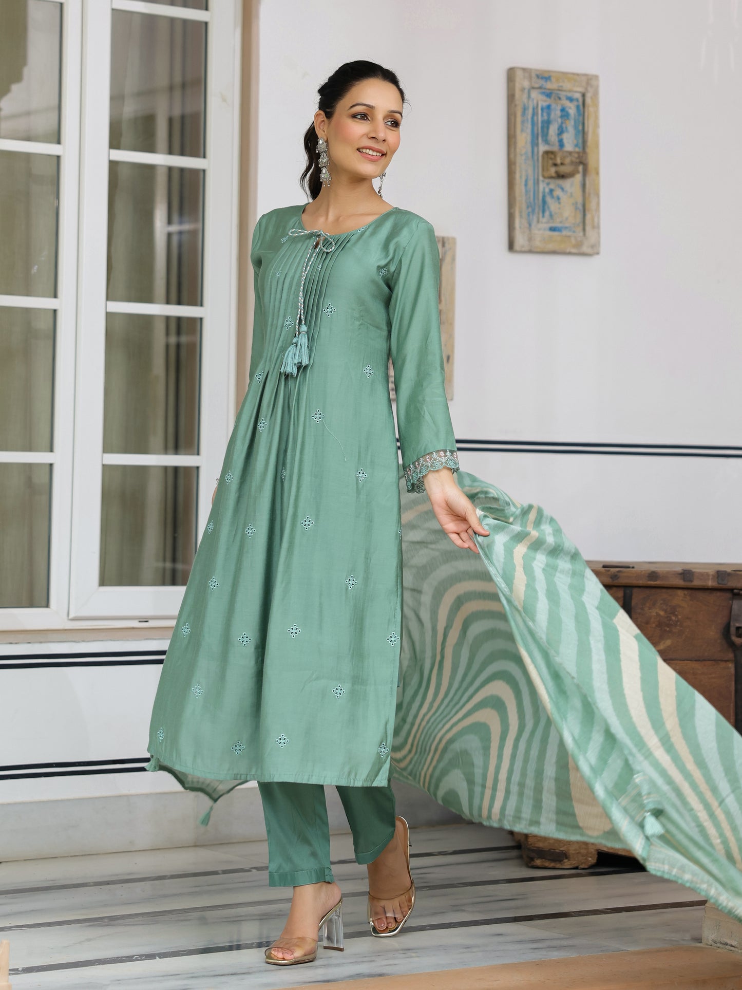 Solid Schiffili Embroidered lace Work Kurta with Pants & Dupatta - Green