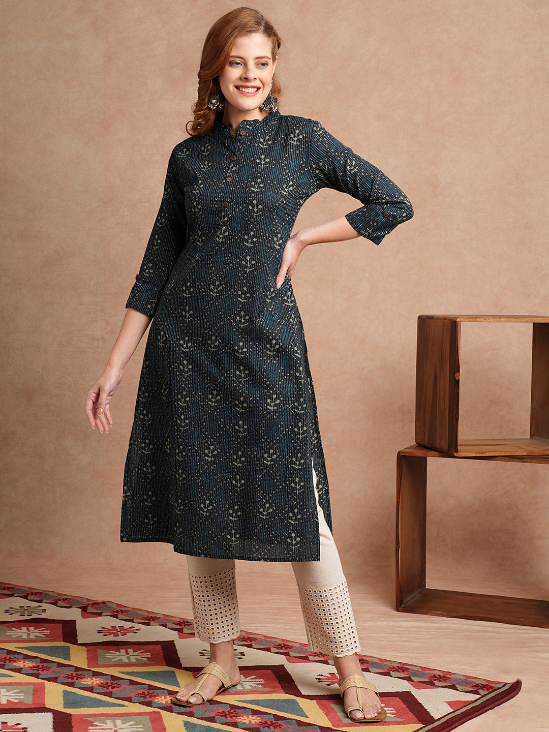 Abstract Ethnic Kantha Printed Straight Fit Kurta - Deep Blue