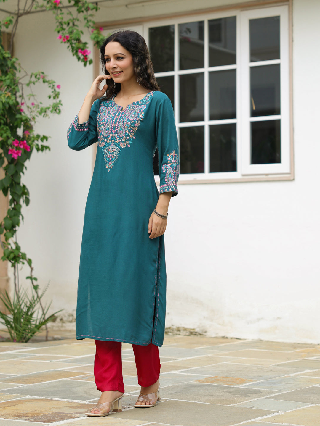 Solid Mirror, Resham & Sequins Embroidered Kurta - Green