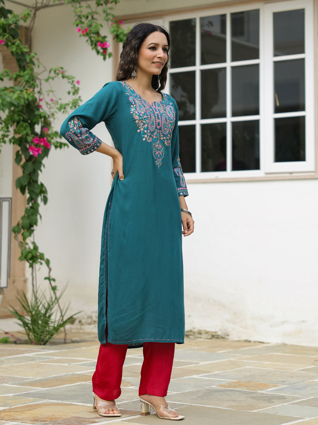 Solid Mirror, Resham & Sequins Embroidered Kurta - Green