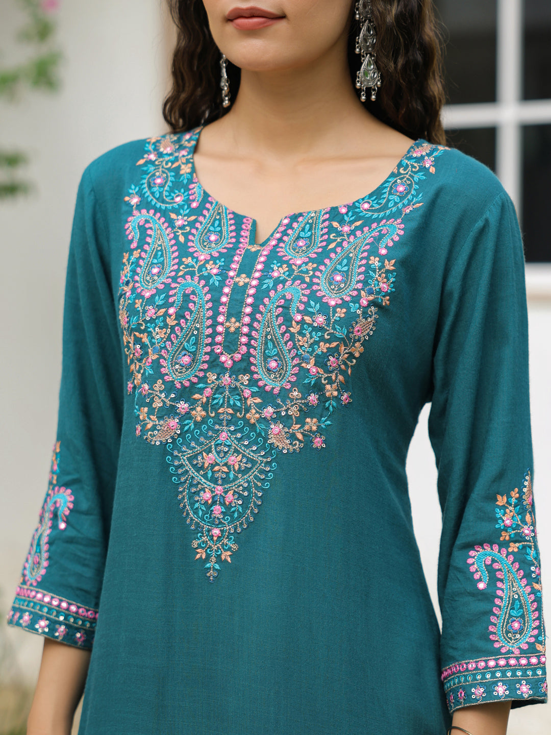 Solid Mirror, Resham & Sequins Embroidered Kurta - Green