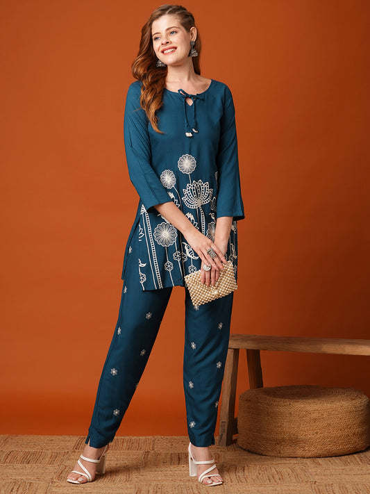 Solid Floral Embroidered Straight Fit Co-ord Set - Blue