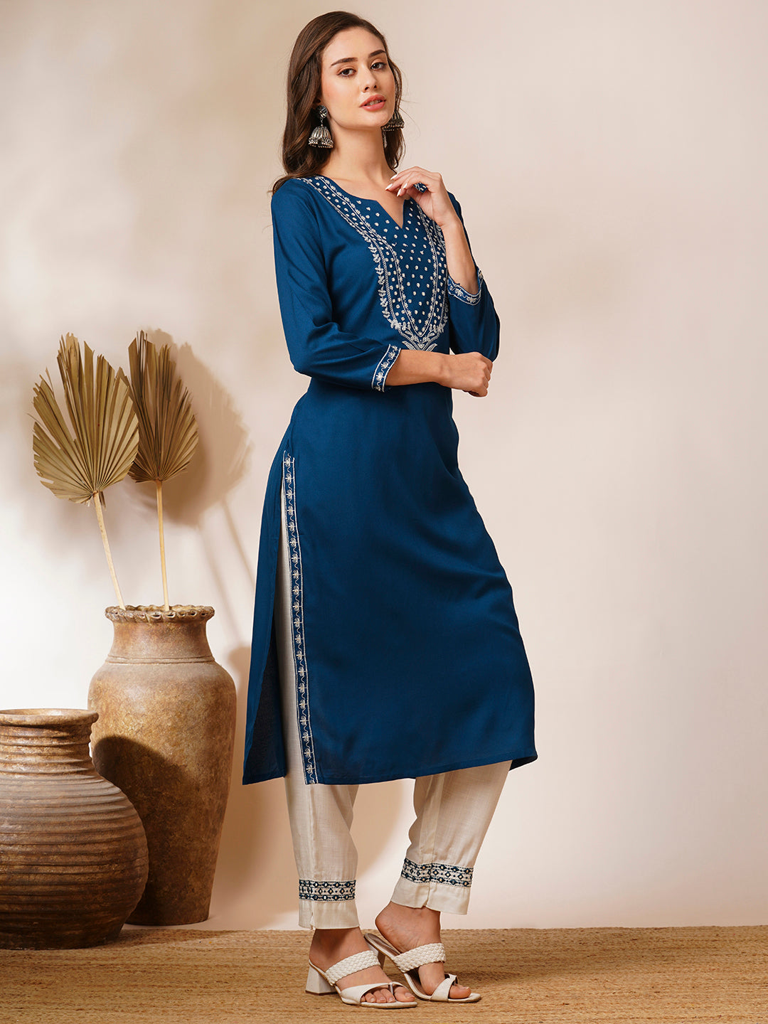 Solid Floral Embroidered Straight Fit Kurta - Teal Blue