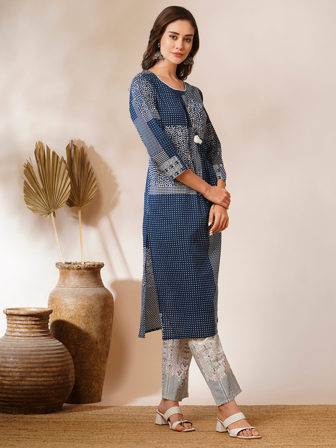 Ethnic Abstract Dot Printed Straight Fit Kurta with Pant - Blue