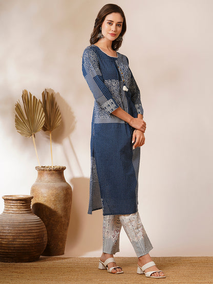 Ethnic Abstract Dot Printed Straight Fit Kurta with Pant - Blue